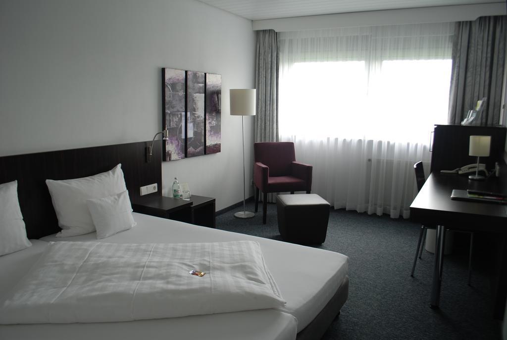 Hotel Baeren ゲルトリンゲン エクステリア 写真